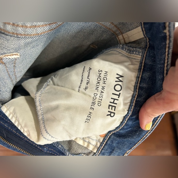 MOTHER SKINNY HIGH WAISTED JEANS - Picture 3 of 4